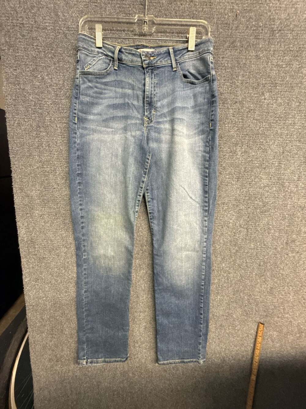 Morrison Women's Size 29 Straight Leg Jeans
